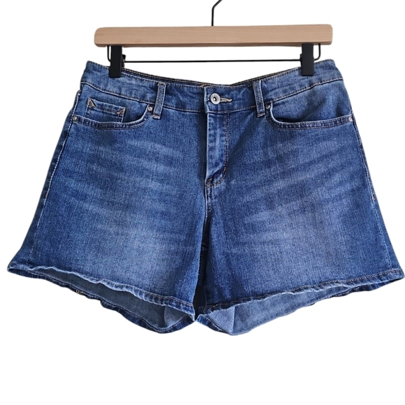 🔵 2 for $40 🔵 JESSICA SIMPSON FOREVER SHORT - Picture 2 of 8